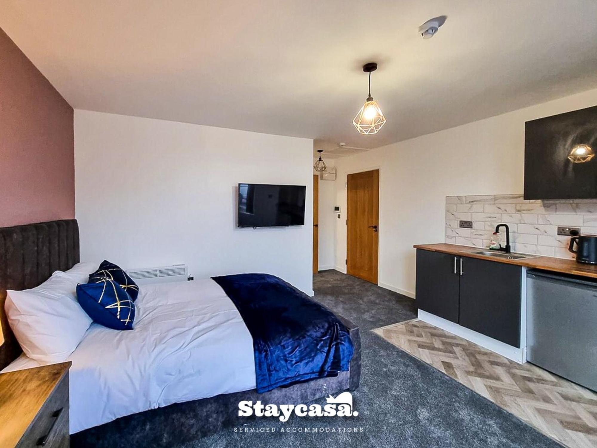 Delightful Spacious Haven With Large Driveway Μάντσεστερ Εξωτερικό φωτογραφία