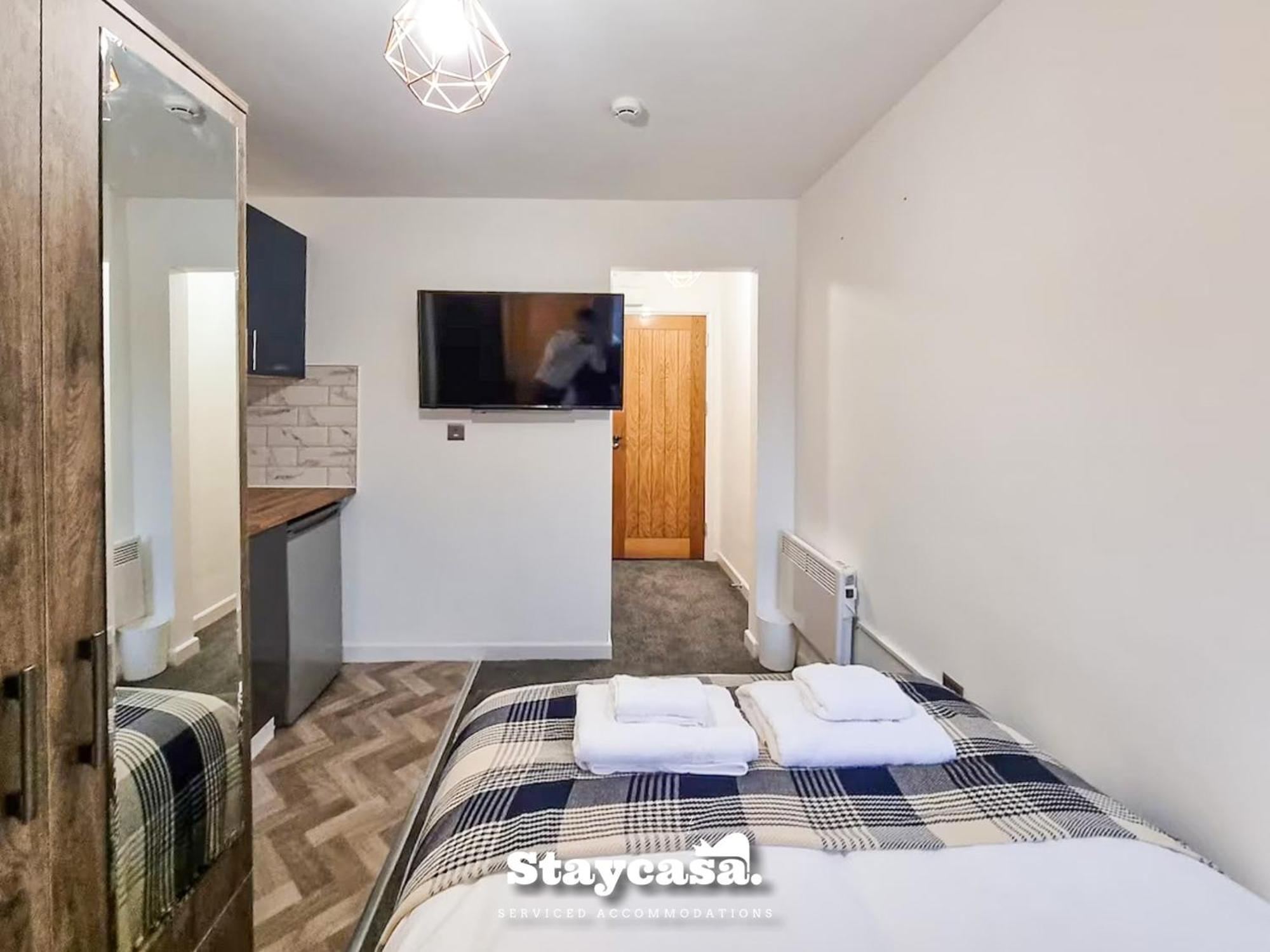 Delightful Spacious Haven With Large Driveway Μάντσεστερ Εξωτερικό φωτογραφία